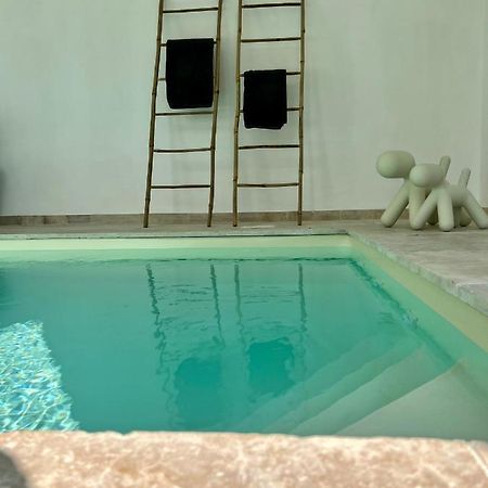 Manoir Les Feuillantines Piscine & Spa Isques Exteriér fotografie