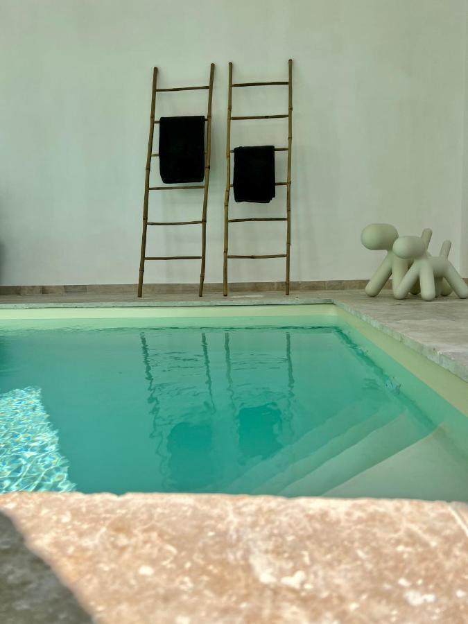 Manoir Les Feuillantines Piscine & Spa Isques Exteriér fotografie